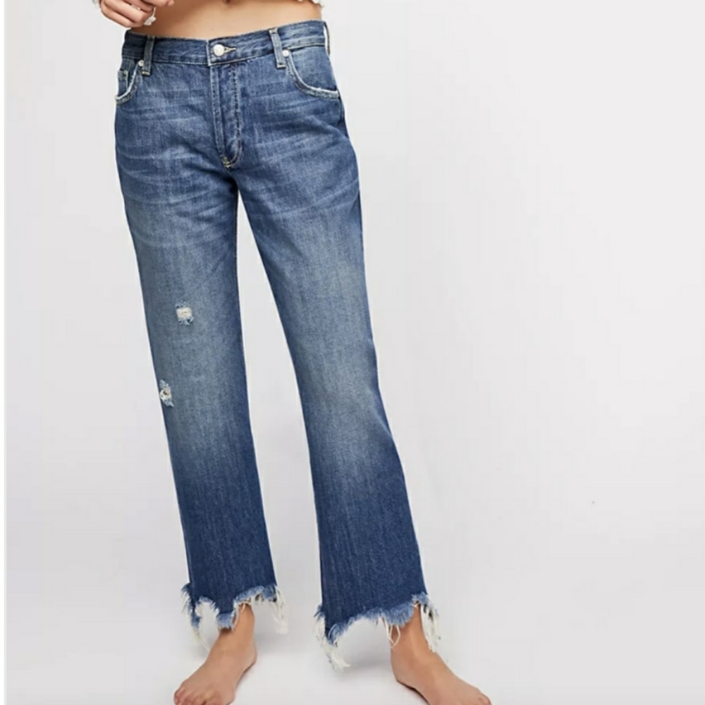 FREE PEOPLE We The Free Womens Maggie Jeans Mid Rise Straight Raw Hem Size 25
